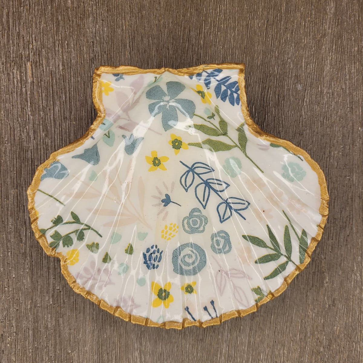 Decoupage Scallop shell Trinket
